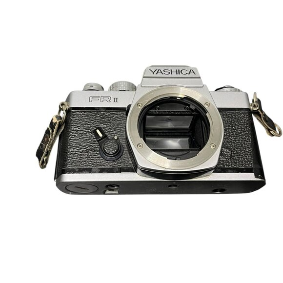 Yashica Camera Lot of 3 FR FR2 Chrome Black FOR PARTS NOT TESTED - Picture 4 of 8